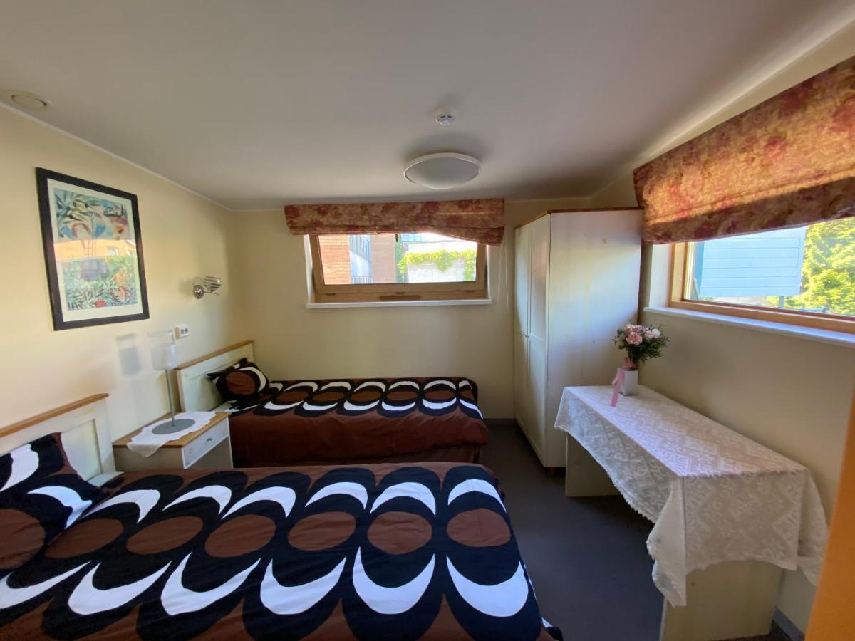 Villa Meri Apartments Пярну Экстерьер фото